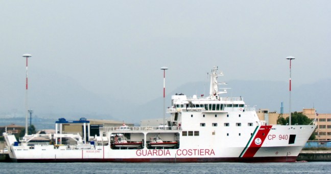 Soccorsi 249 migranti nella notte | Erano a bordo di un peschereccio