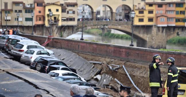 Voragine: l’inchiesta | per crollo colposo