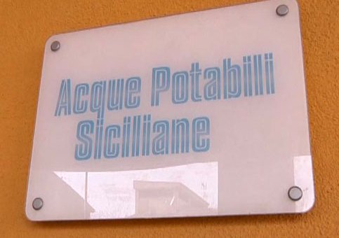 “Ex Aps, no ai licenziamenti| Piano industriale gonfiato”