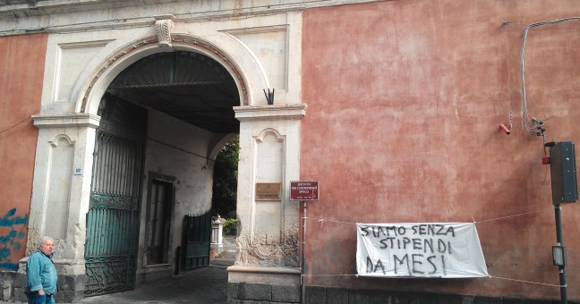 “Da mesi senza stipendio” |La protesta dei lavoratori