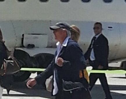 Richard Gere a Lampedusa | Incantato dal mare cristallino