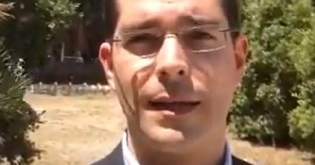 “L’onorevole caz…. | Ehm, Capezzone”