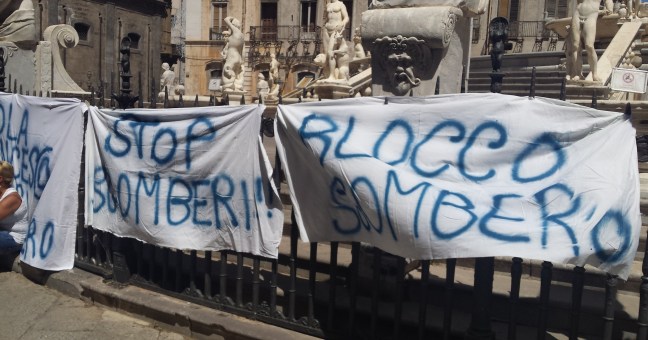 “No allo sgombero”| Protesta dei senzacasa