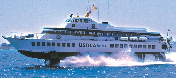 Collegamenti con  Egadi ed Eolie | La gara ad Ustica Lines
