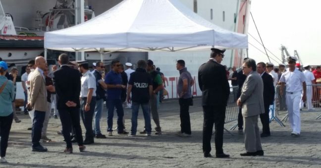 Sbarchi e minori, Coisp: |”Superare empesse burocratica”