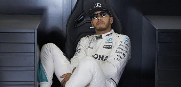 Rosberg ora vede il Mondiale | E Hamilton attacca la Mercedes