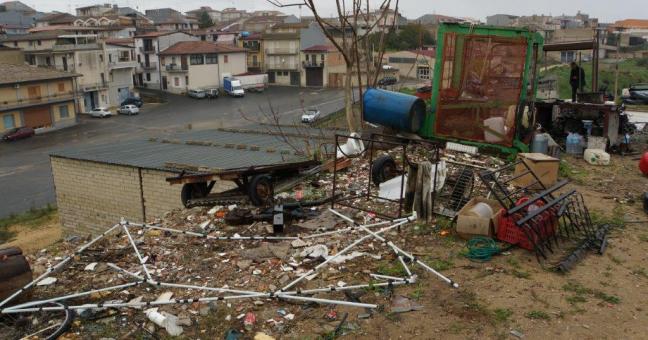 Discarica rifiuti speciali |sequestrata dai carabinieri