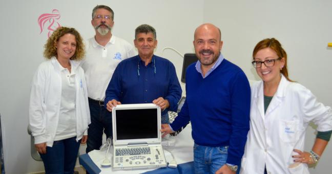 Ecografo portatile per Lampedusa | Il dono dell’ambasciata francese