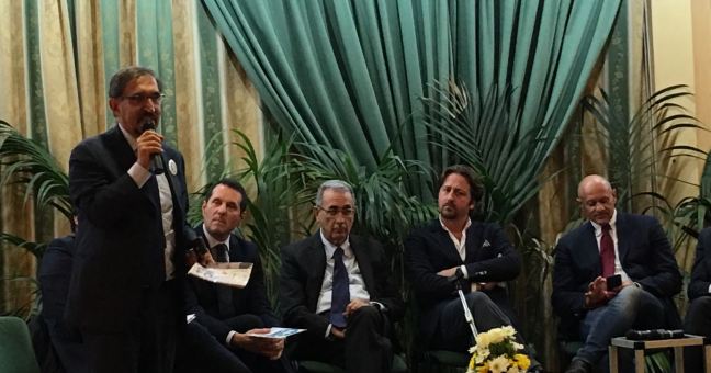 Referendum, centrodestra |compatto per il “No”