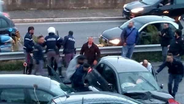 Non si ferma all’alt | Muore nella fuga