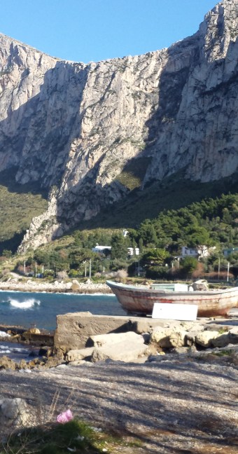 Incendio doloso in un lido | Fiamme a Barcarello