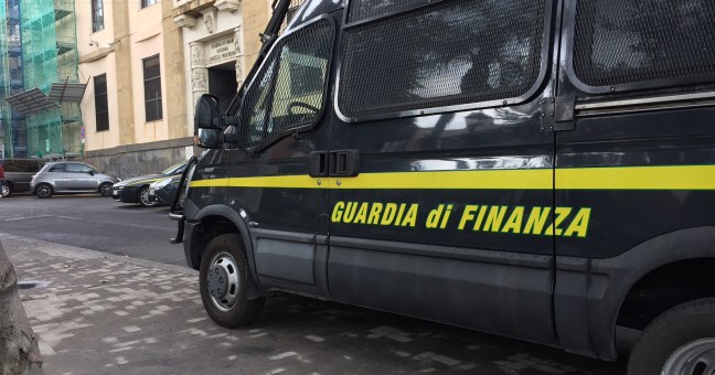Fiumi di denaro dall’Italia alla Cina |GdF sequestra 5,6 milioni di euro