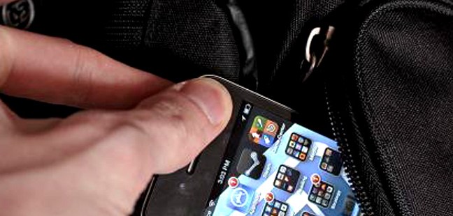 Guasto alla rete per cellulari | Telefonini muti ad Aliminusa