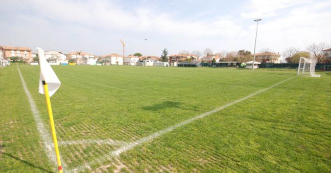 La rissa e l’agguato | Calciatore aggredito