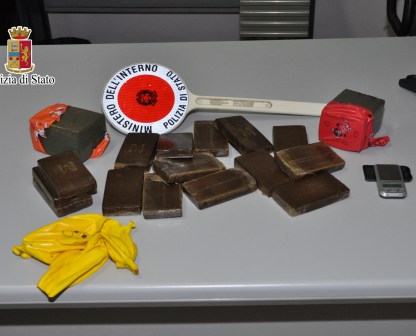 Droga, disoccupati |”ingaggiati” per spacciare