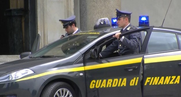 Blitz della Finanza | al Comune