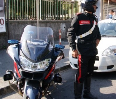 Rubava saponi e detersivi, arrestato