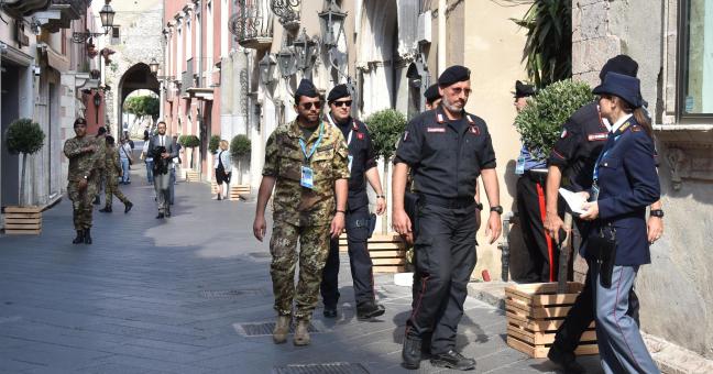 G7, paura e coprifuoco a Giardini | “Siamo in guerra” – IL VIDEO