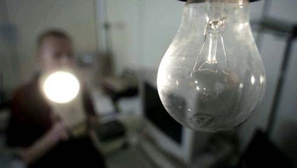 Palermo, ‘climatizzatori pazzi’ | E il centro va in blackout