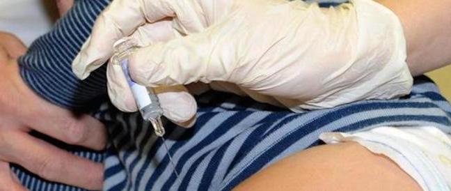 Il bimbo e il morbillo | ‘Polemica assurda’
