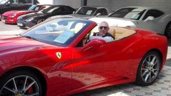 Soldi e contatti con un politico | Gli affari segreti del ristoratore