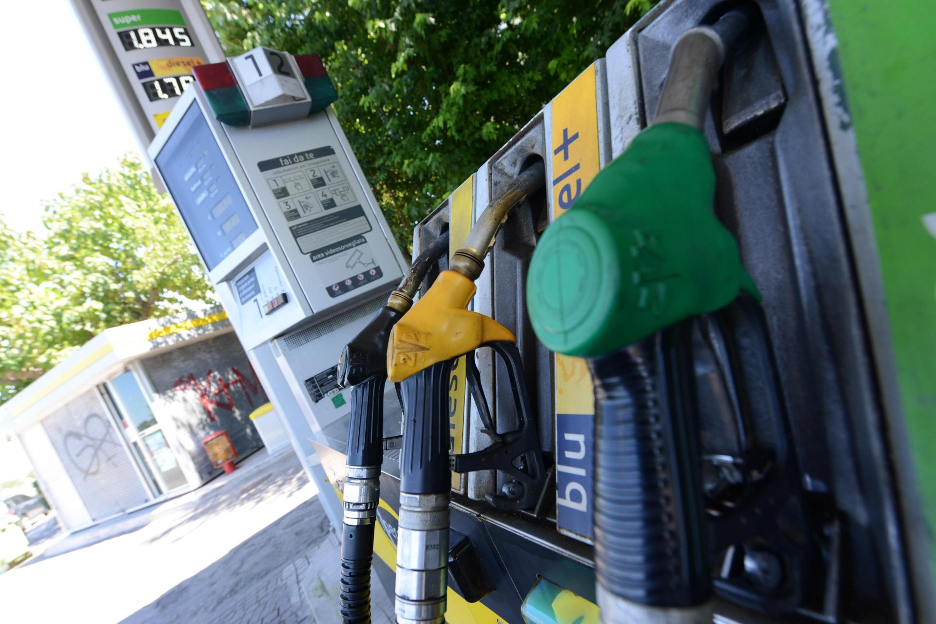 Caro carburante, i prezzi di benzina e gasolio più bassi a Palermo