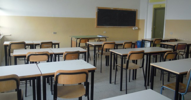 Schiaffi e violenze | Maestra arrestata