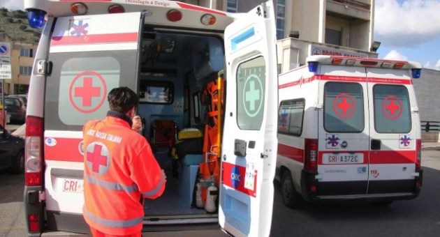 Grave incidente all’alba | Cinque ragazzi feriti a Mazara