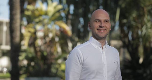 Sfiduciato il sindaco di Licata | Le sue battaglie anti-abusivi