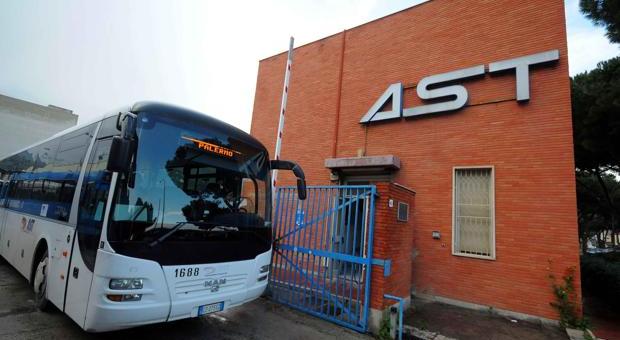 Stop ai bus gratis per i disabili | Altofonte, protesta degli studenti