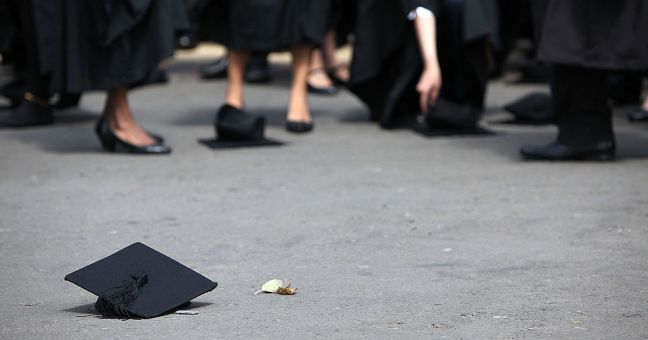 Pochi laureati e poco preparati | Studenti italiani ”bistrattati”