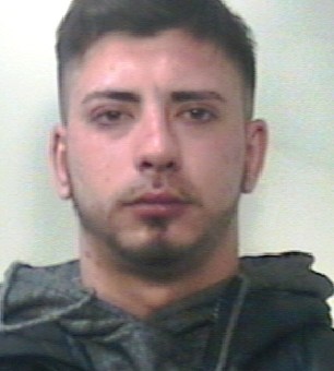 Furto con spacco in tabaccaio |Arrestato 22enne in flagranza