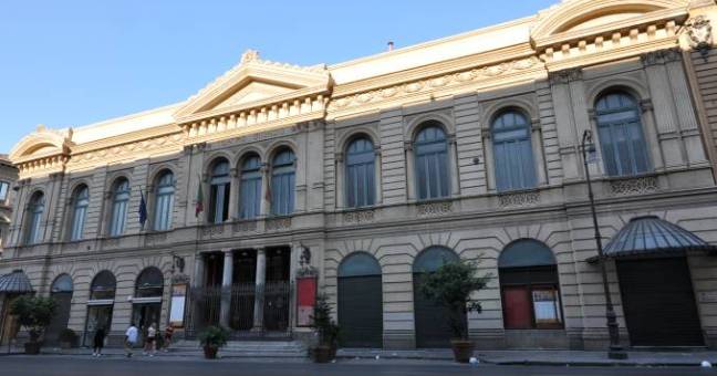 Da detenuti ad attori in teatro | EnigmA23 in scena al Biondo