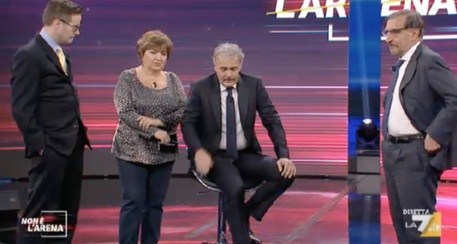 Malore per Giletti | Trasmissione sospesa