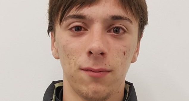 Librino, arrestato per spaccio |La droga nascosta nell’aiuola