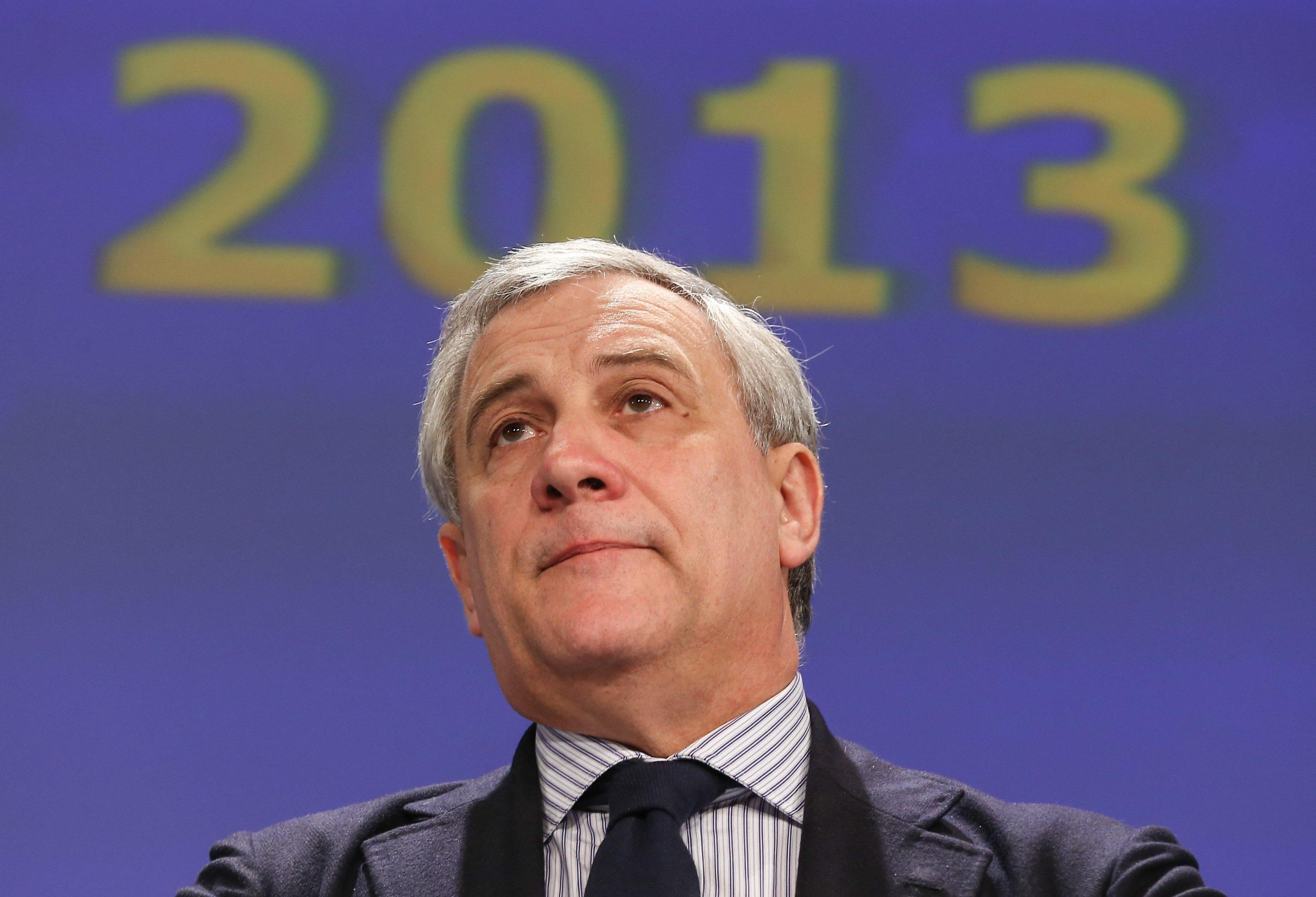 Forza Italia: Tajani candidato alla segreteria, due le liste collegate