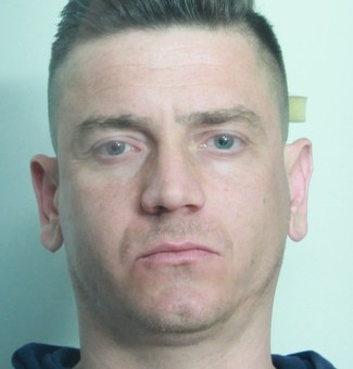 Beccato con 59 grammi di “erba” |Arrestato dalla polizia