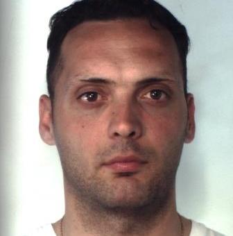 Furto negli uffici Asp di via Pola, finisce ai domiciliari