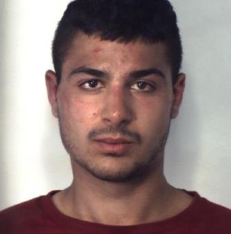 Aggredita e derubata | Arrestato dopo inseguimento