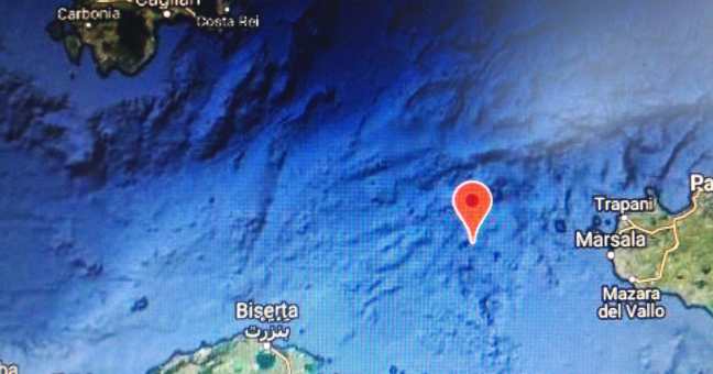 Grandi manovre in mare | Bloccato il super carico di hashish