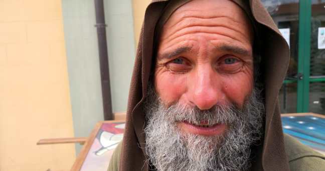 Fratel Biagio scrive all’Italia | “Abbandonare i migranti è omicidio”