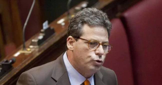 “Dicono che l’Ars costa tanto? | È per custodire il Palazzo”