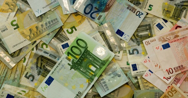 Bancomat guasto | ‘Sputa’ 20 mila euro