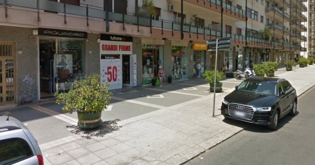 Vetrina spaccata da Tutrone | E’ la seconda volta in due mesi