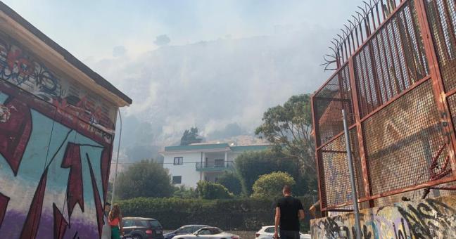 Fiamme, elicotteri e paura | Mondello, un giorno d’inferno