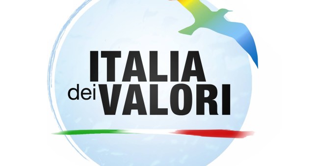 “Insediamento allo Sperone| Abusivi rovinano la costa”