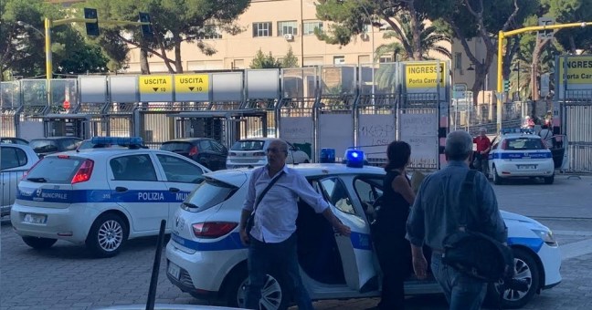 Lo stadio a Hera Hora | Sgomberato il Barbera