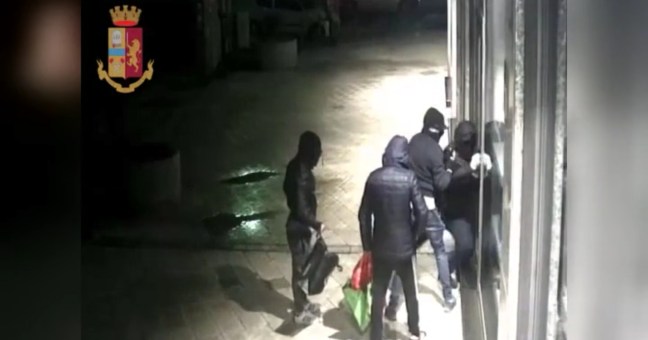 La banda dei ragazzi terribili| Sette arresti per furti e rapine