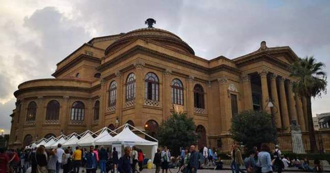 Torna “psicologi in piazza” |La manifestazione in piazza Verdi