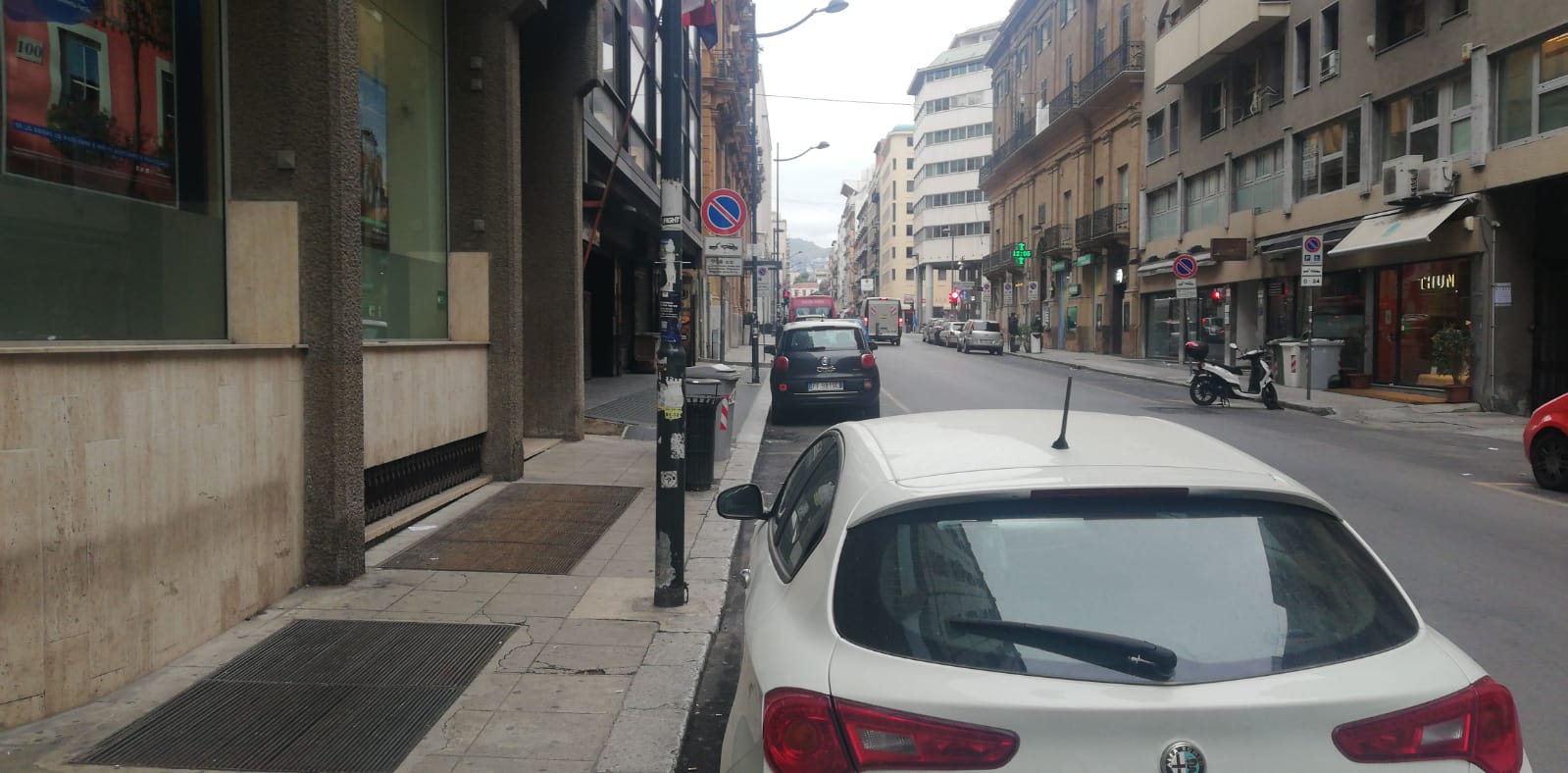 Palermo, magistrato insegue a piedi un ladro in fuga e lo fotografa